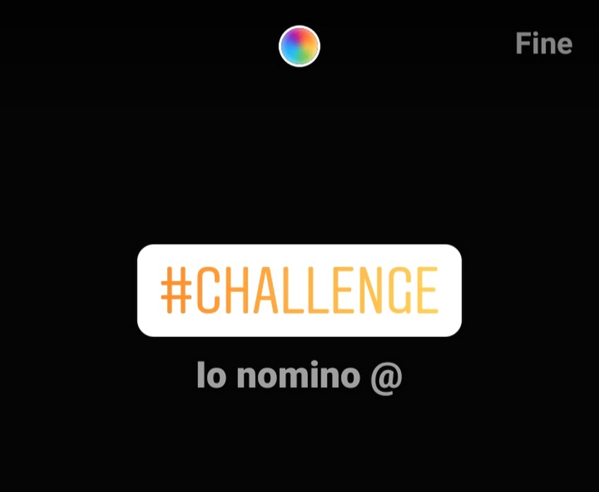 adesivo #Challenge su Instagram
